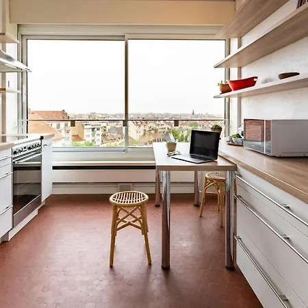 Le Skyline Lumineux , Vue Imprenable, Calme , Pk 아파트