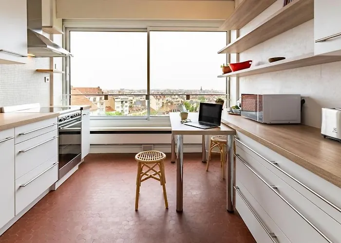 Le Skyline Lumineux , Vue Imprenable, Calme , Pk Апартаменты