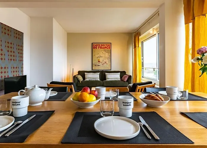 Appartamento Le Skyline Lumineux , Vue Imprenable, Calme , Pk