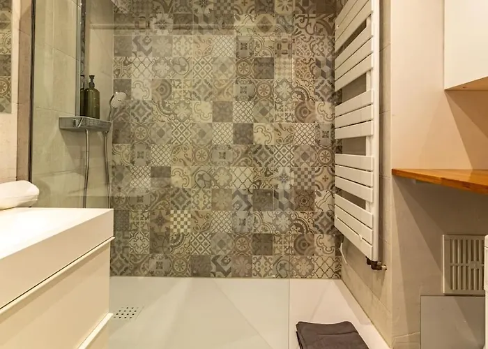 Διαμέρισμα Le Skyline Lumineux , Vue Imprenable, Calme , Pk *