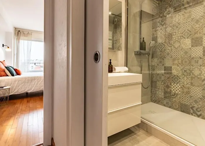 Le Skyline Lumineux , Vue Imprenable, Calme , Pk Апартаменты Дижон